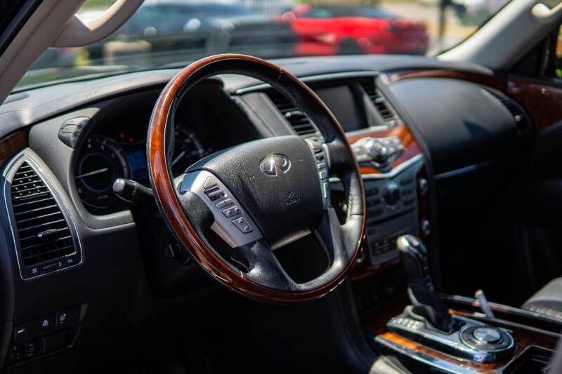 2019 Infiniti QX80 Luxe