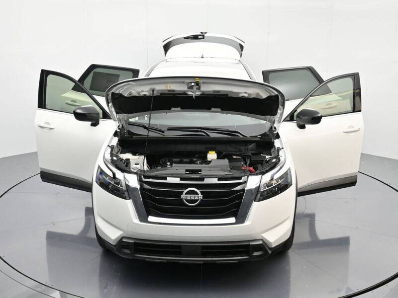 2025 Nissan Pathfinder S