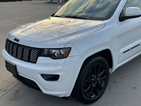 2018 Jeep Grand Cherokee Laredo