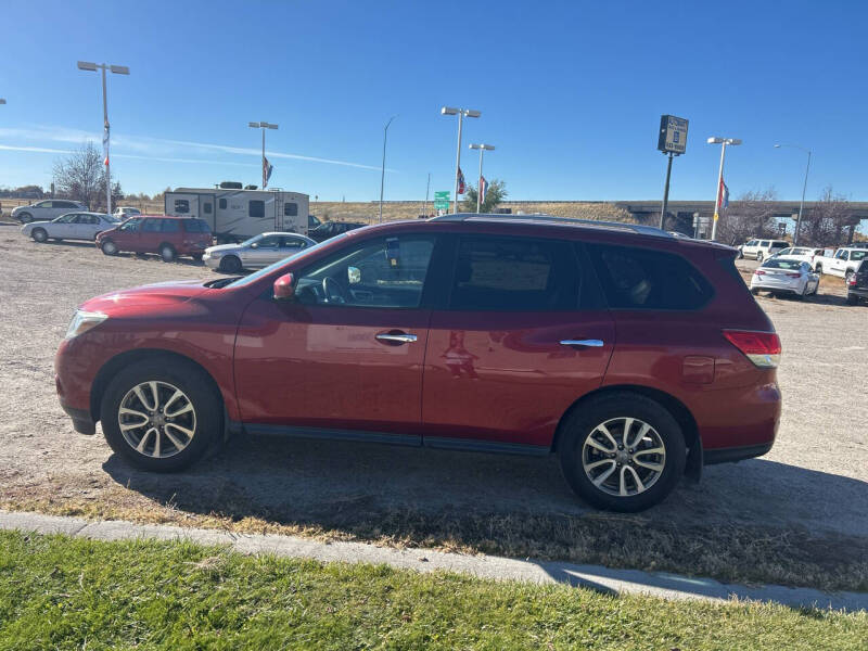 2015 Nissan Pathfinder S