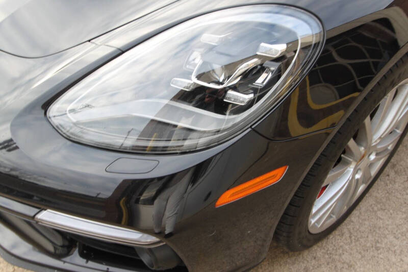 2017 Porsche Panamera Turbo