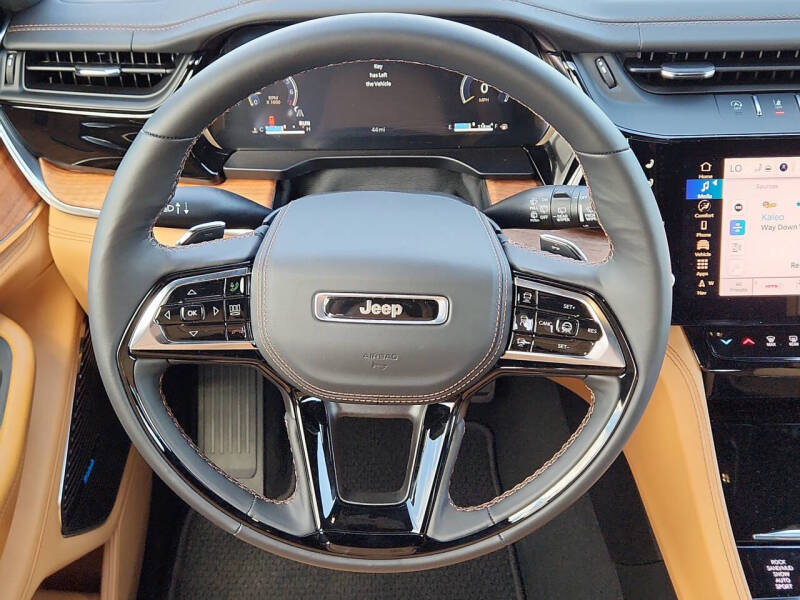 2026 Jeep Grand Cherokee L Summit