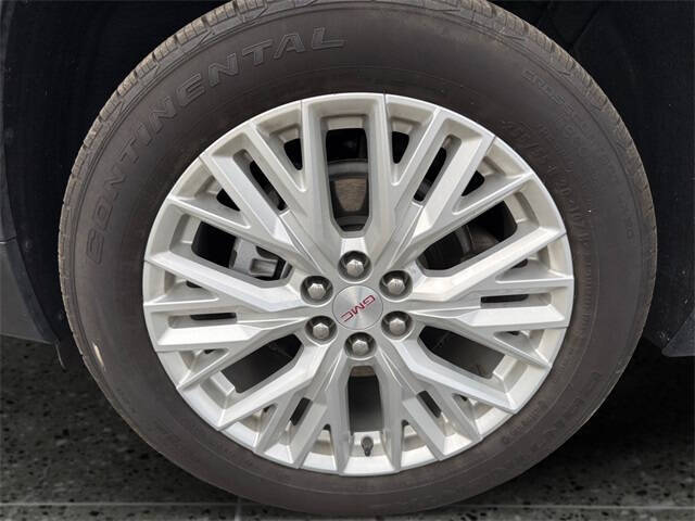 2024 GMC Acadia Elevation