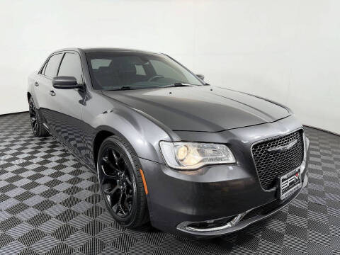 2017 Chrysler 300
