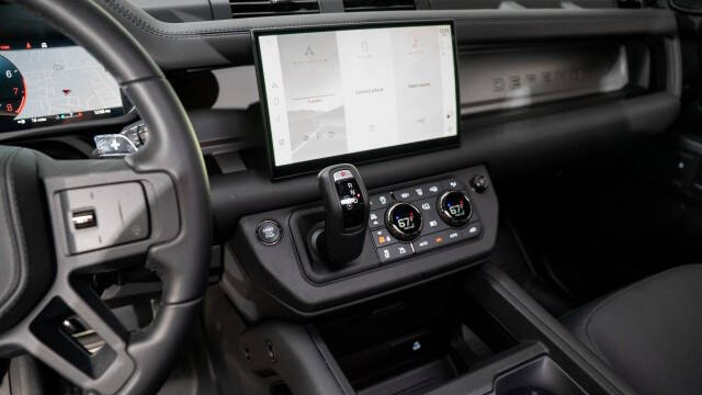 2025 Land Rover Defender
