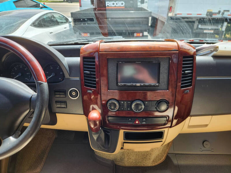 2008 Freightliner Sprinter 2500