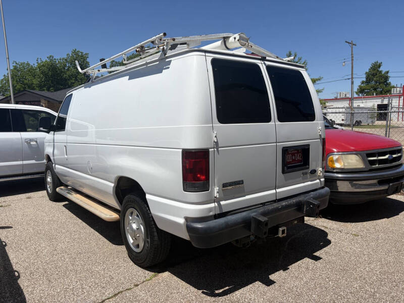2009 Ford E-Series E-250