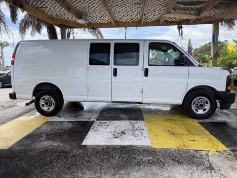 2017 Chevrolet Express 2500