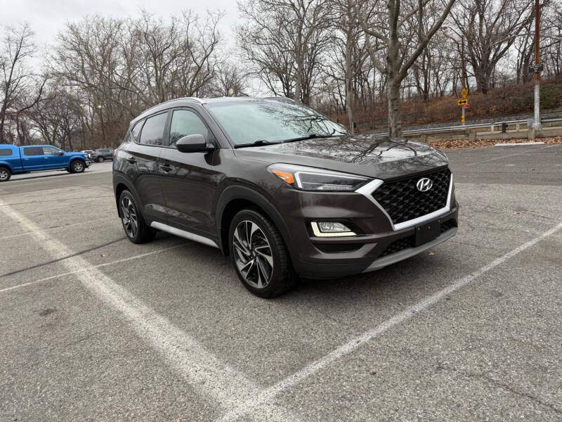 2019 Hyundai Tucson Sport photo 3