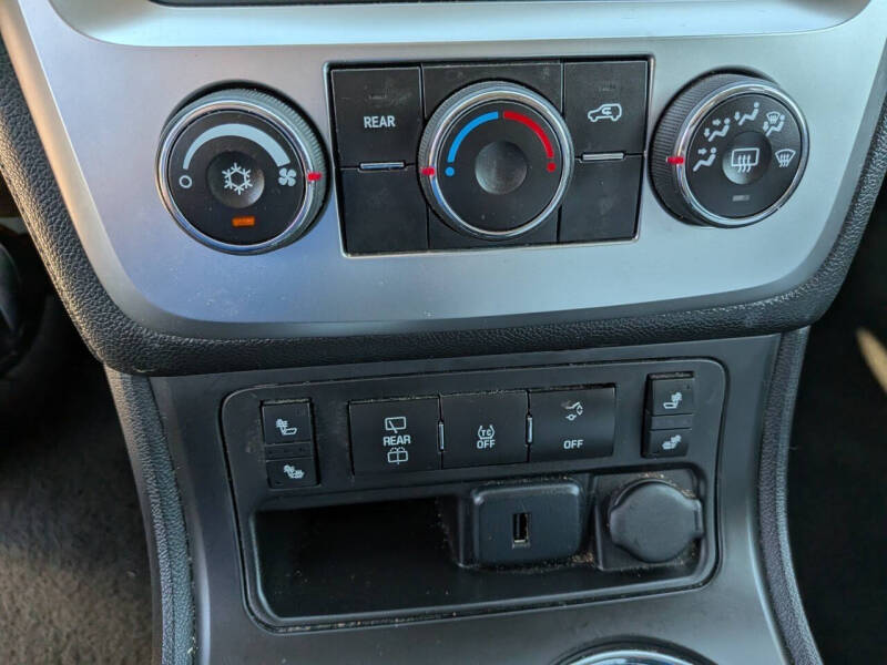 2016 GMC Acadia SLE-2