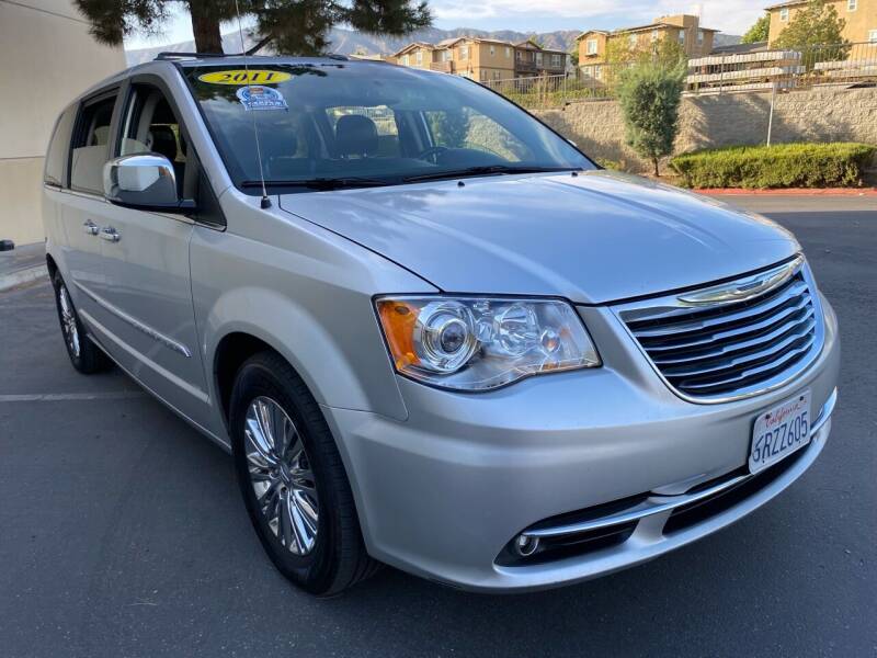 2011 Chrysler Town and Country for sale at Select Auto Wholesales Inc in Glendora CA