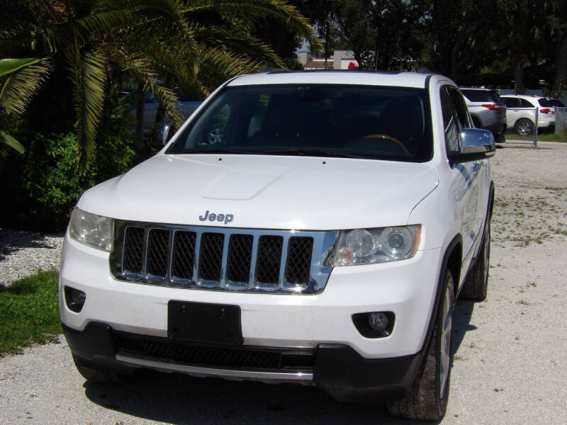 Used 2013 Jeep Grand Cherokee Overland with VIN 1C4RJFCG5DC523258 for sale in Fort Myers, FL