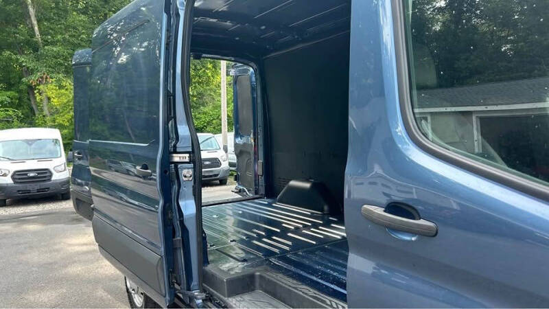 2023 Ford Transit 250