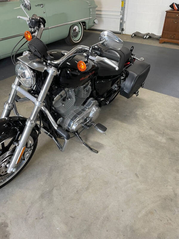 2011 HARLEY DAVISSON SPORTSTER