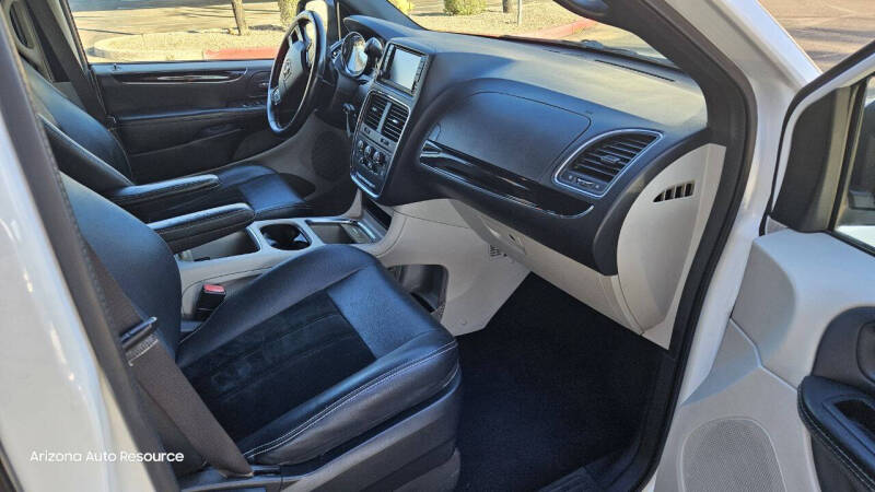 2017 Dodge Grand Caravan SXT