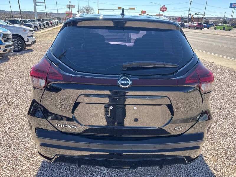 2023 Nissan Kicks SV