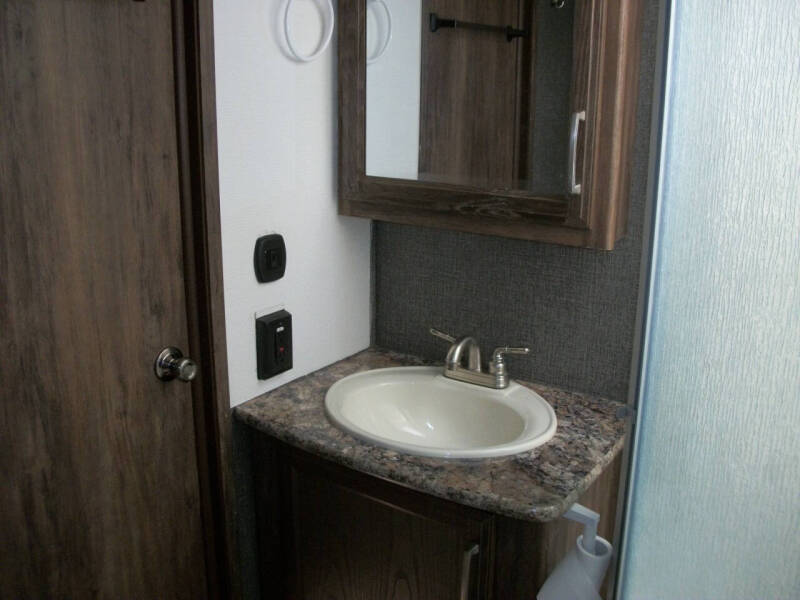 2015 Keystone RV Cougar 29RLI