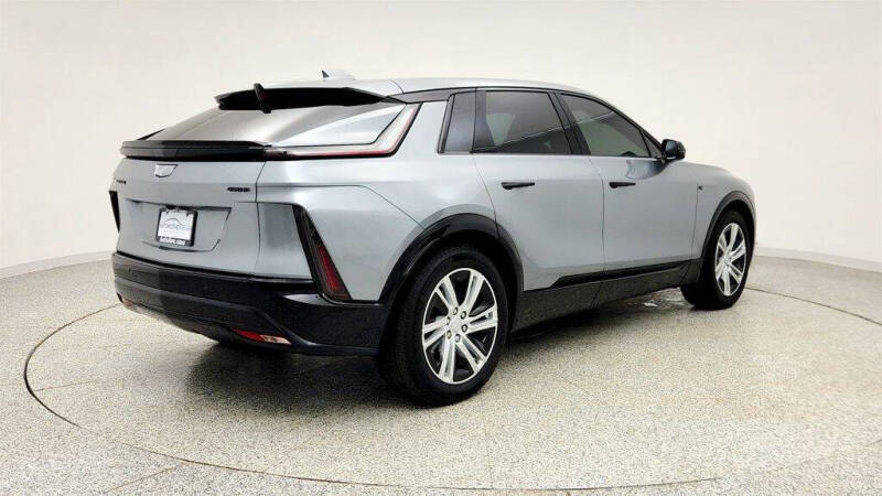 2024 Cadillac LYRIQ Tech