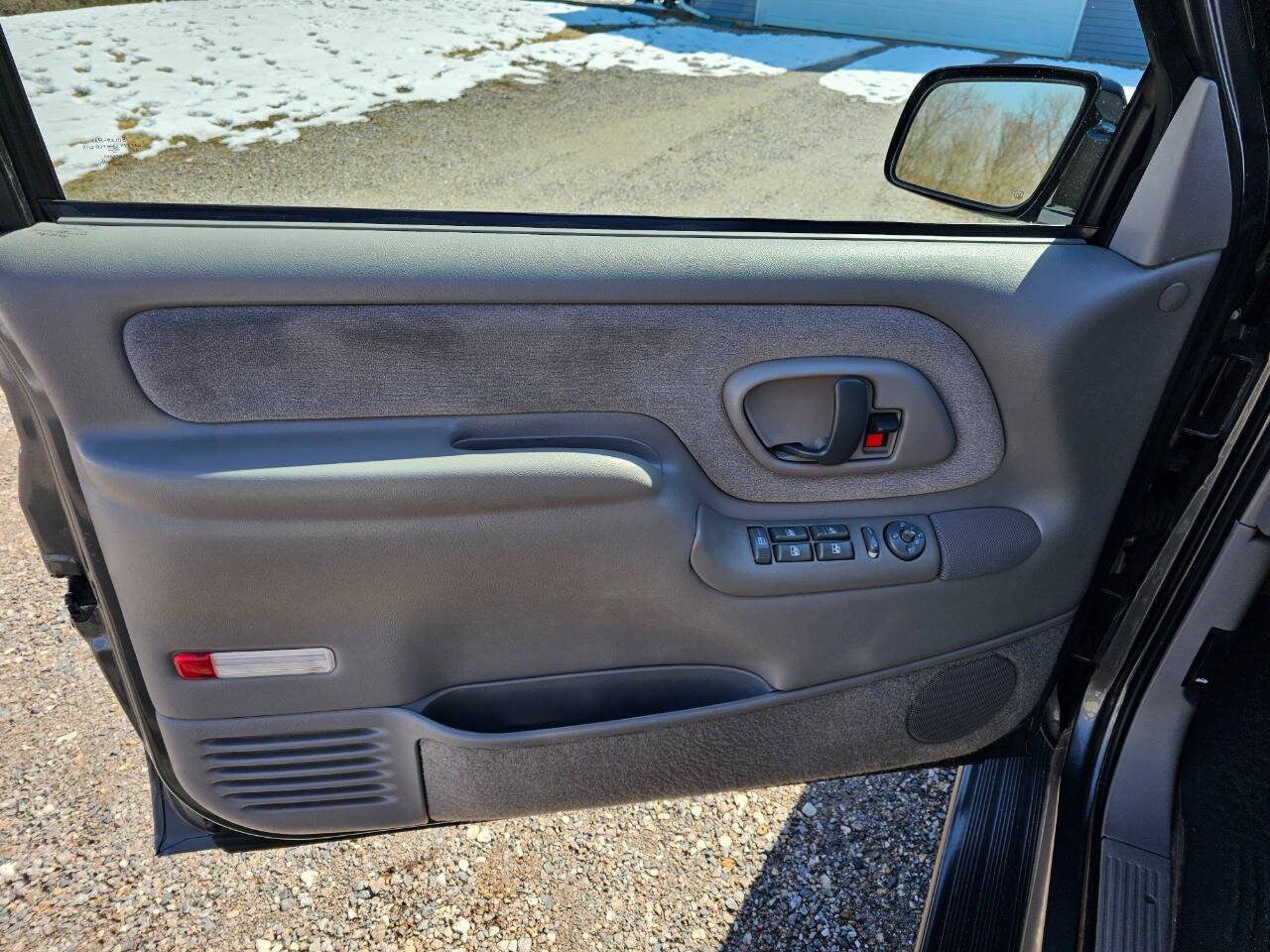 1999 GMC Suburban 76