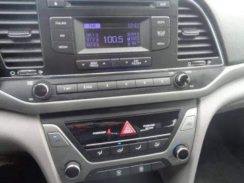 2017 Hyundai Elantra