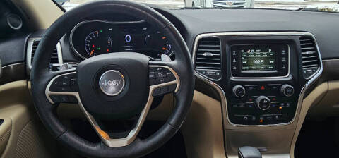 2017 Jeep Grand Cherokee Laredo E