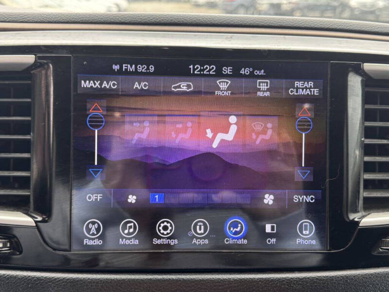 2017 Chrysler Pacifica Touring