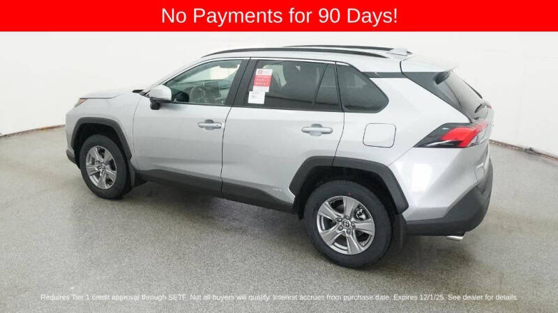 2025 Toyota RAV4 Hybrid XLE