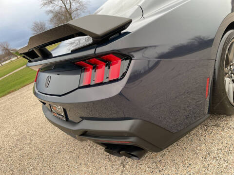 2024 Ford Mustang Dark Horse