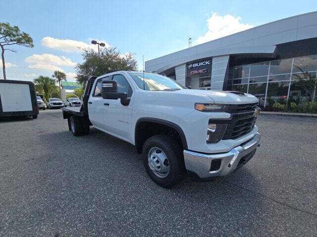 2024 Chevrolet Silverado 3500HD CC Work Truck