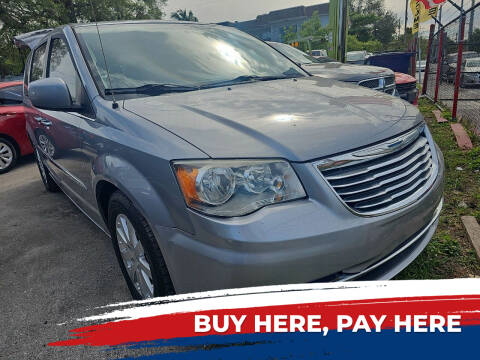 2015 Chrysler Town and Country for sale at Auto Tempt  Leasing Inc in Miami FL