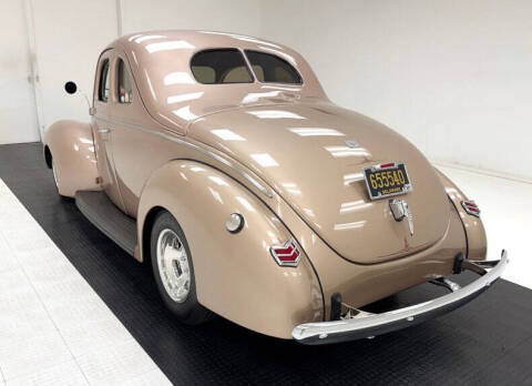 1940 Ford Deluxe