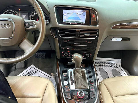 2012 Audi Q5 3.2 quattro Premium Plus