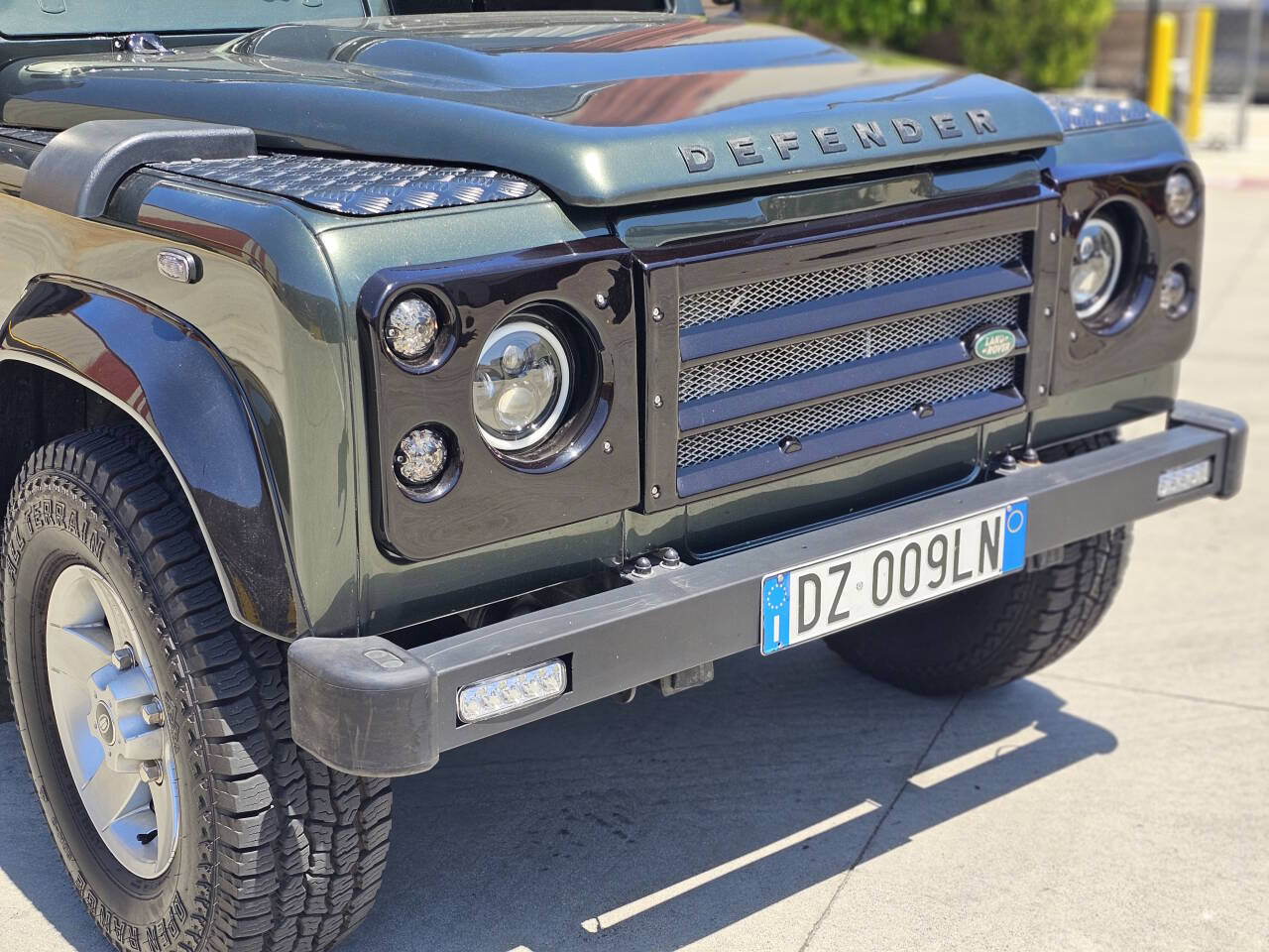 1990 Land Rover Defender 8