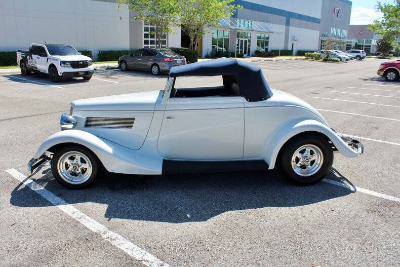 1934 Ford Cabriolet