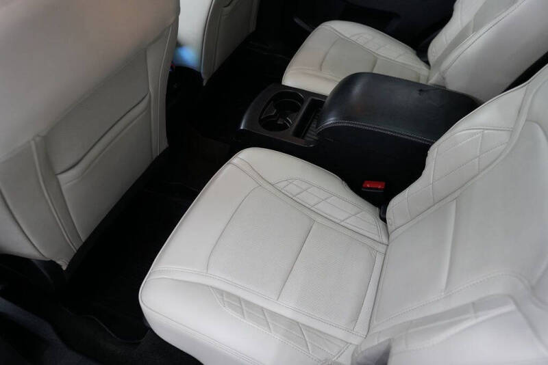 2017 Ford Explorer Platinum