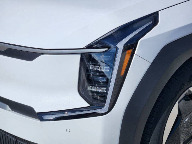 2026 Kia EV9 Light Long Range
