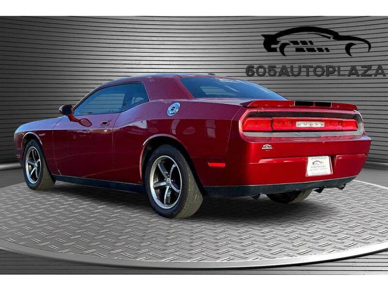 2010 Dodge Challenger SE
