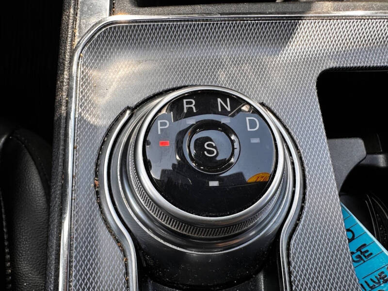 2021 Ford Edge Titanium