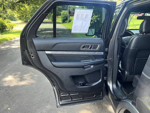 2017 Ford Explorer Sport
