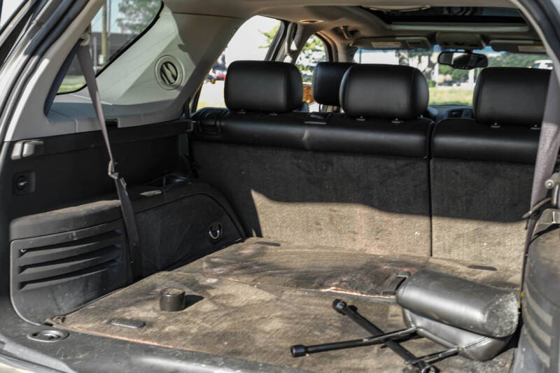 2004 Cadillac SRX