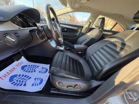 2011 Volkswagen CC Lux Plus