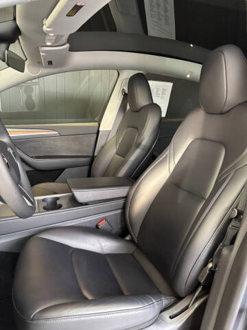 2023 Tesla Model Y Performance