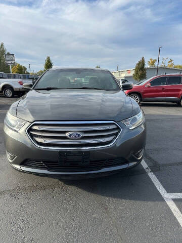 2015 Ford Taurus SEL