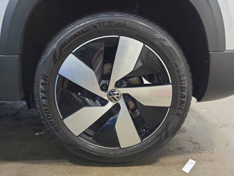 2023 Volkswagen Taos S 4Motion