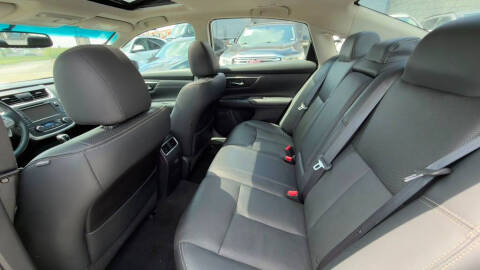 2017 Nissan Altima 3.5 SR