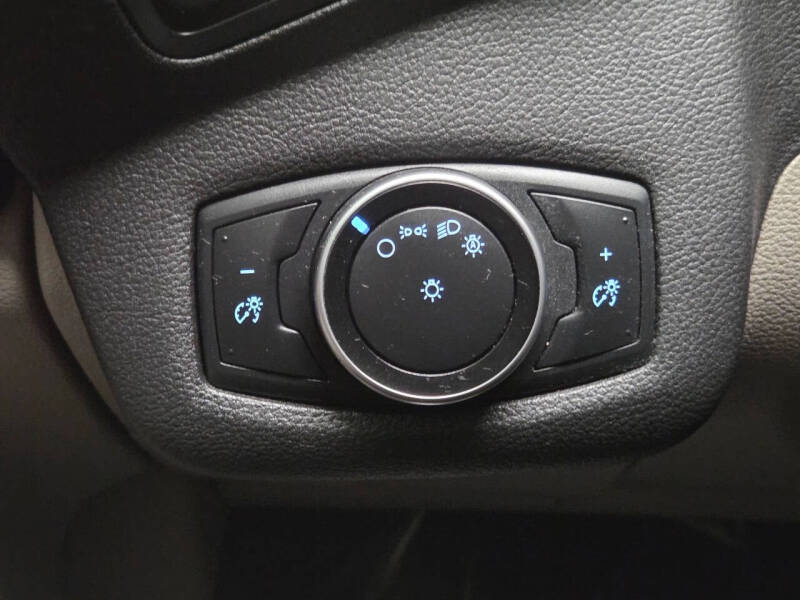 2017 Ford C-MAX Hybrid SE
