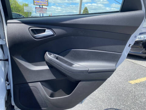 2017 Ford Focus SE