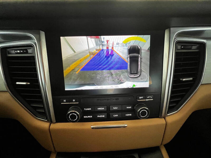 2017 Porsche Macan GTS