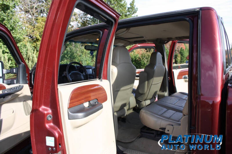 2005 Ford F-350 Super Duty Lariat