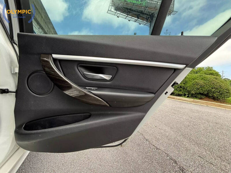 2017 BMW 3 Series 330i